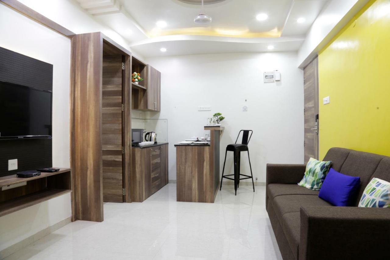 Emerald Vista Luxury Suites Pune Luaran gambar