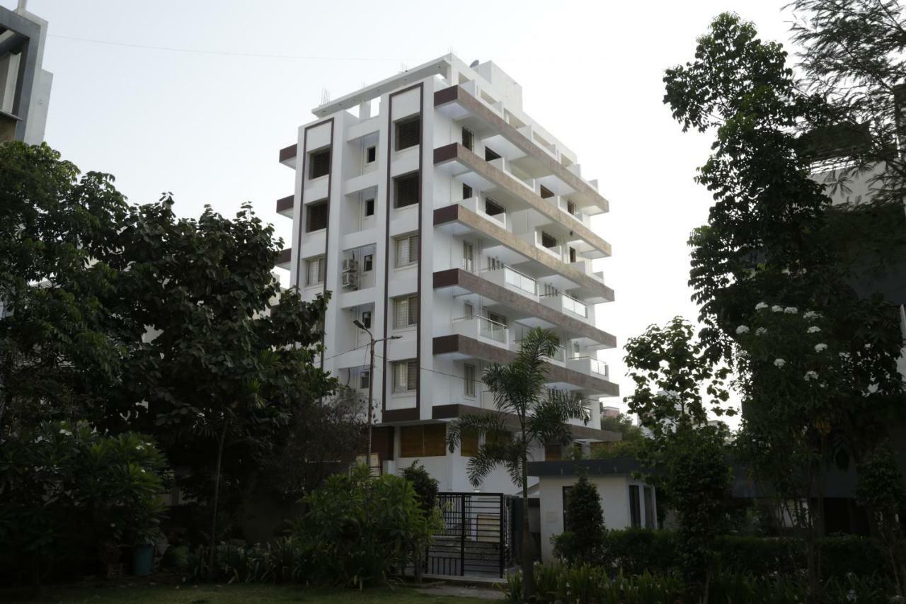 Emerald Vista Luxury Suites Pune Luaran gambar