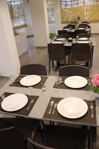 Emerald Vista Luxury Suites Pune Luaran gambar