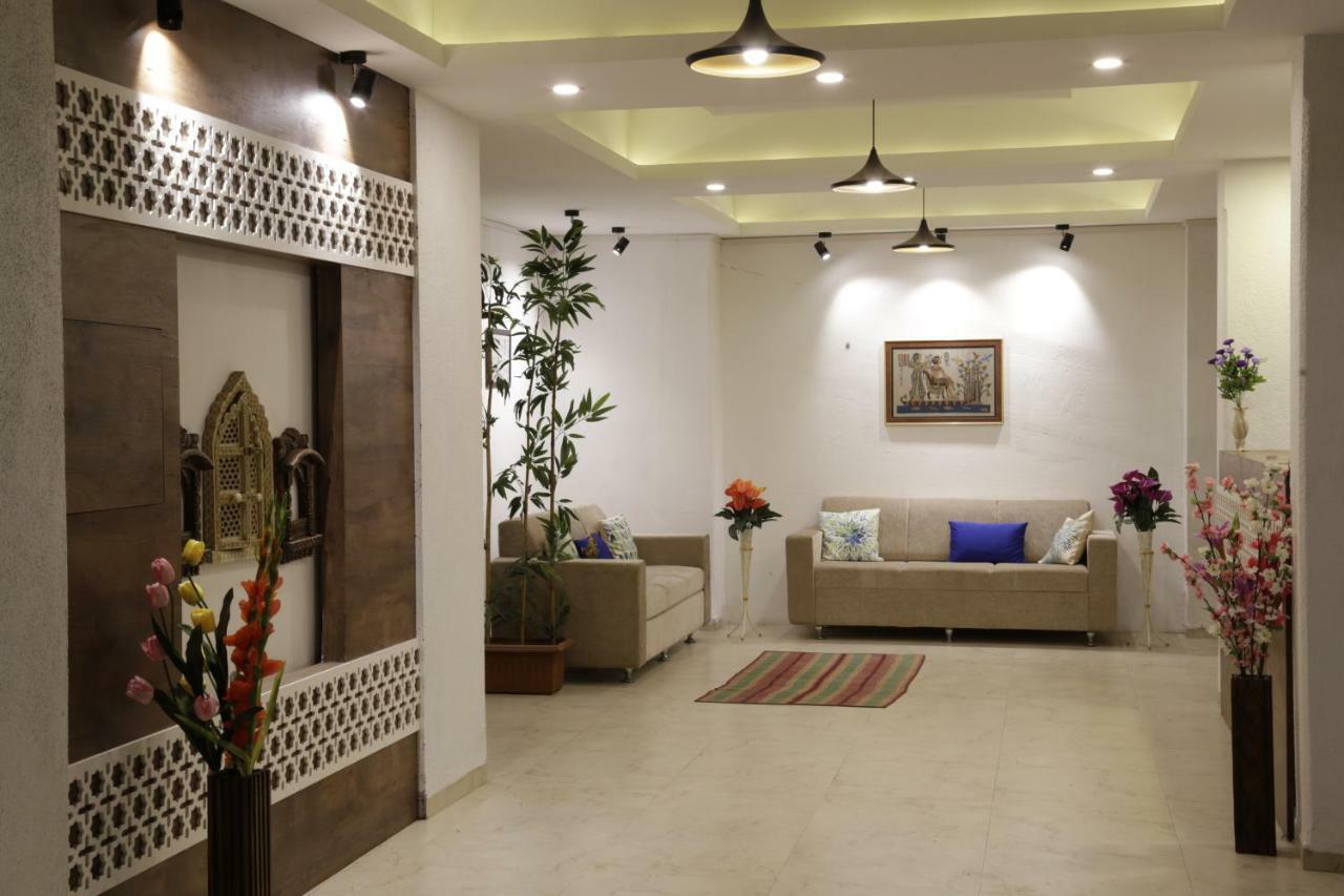 Emerald Vista Luxury Suites Pune Luaran gambar